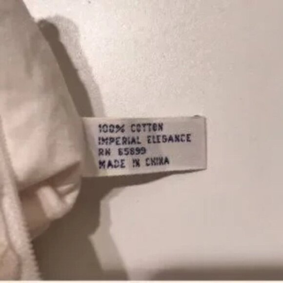 🌸✨ Vintage Imperial Elegance White Lace Toiletry Bag | OS | Brand New ✨🌸 - Picture 5 of 8